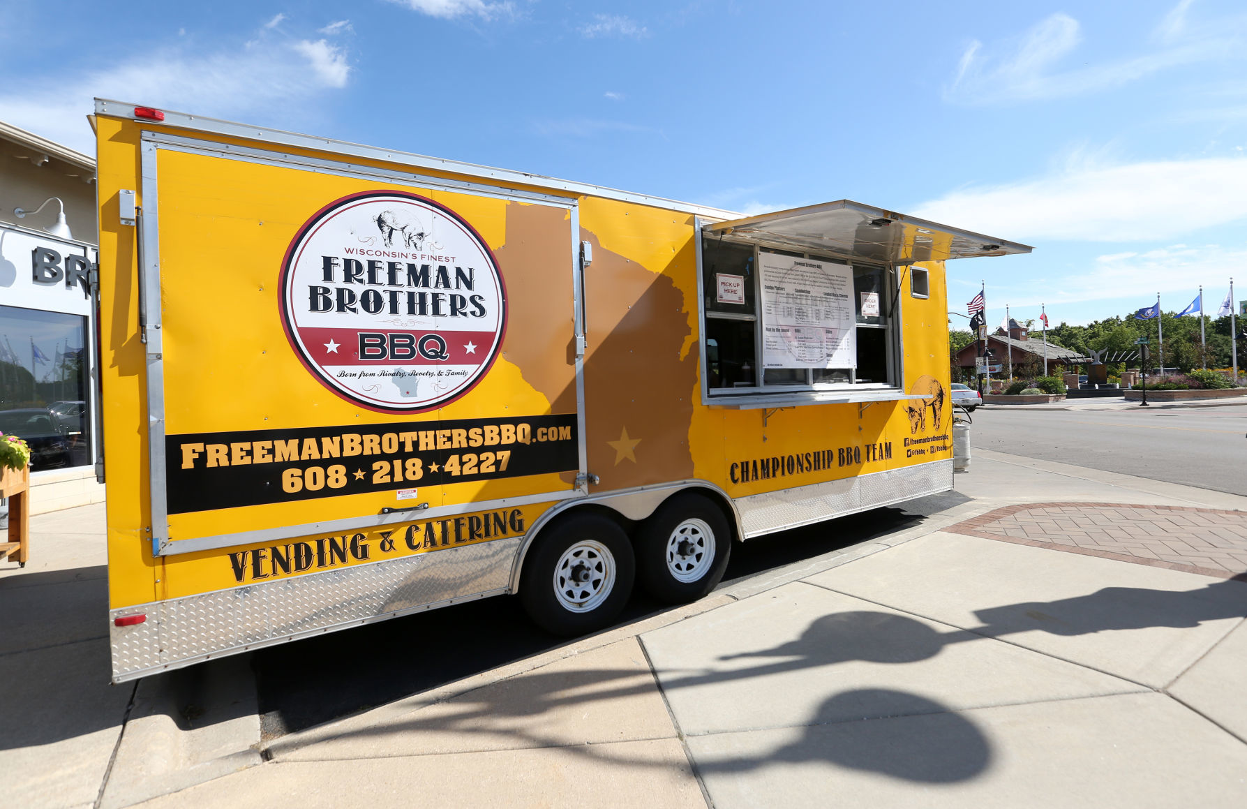 FREEMAN BROTHERS BBQ